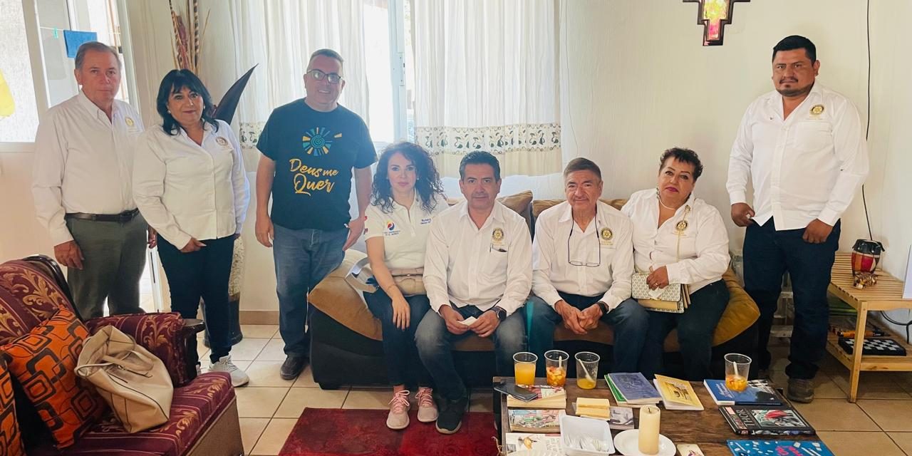 Visita do Rotary Club no México
