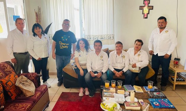 Visita do Rotary Club no México
