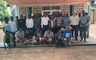 Bispo Richard Kazadi Kamba visita a Fazenda da Esperança no Quênia