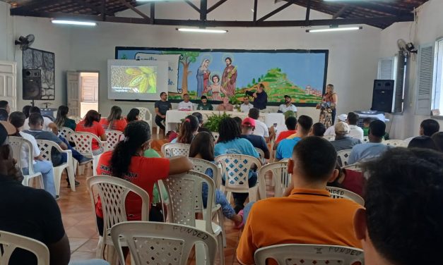 Fazenda da Esperança inicia curso de plantio de cacau