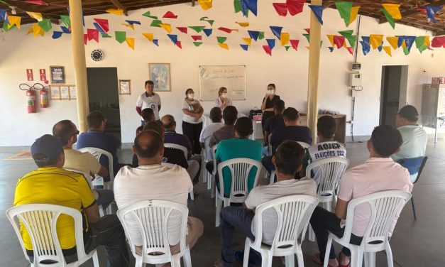 Profissionais da saúde realizam ação educativa sobre hanseníase na Fazenda de Condado (PB)