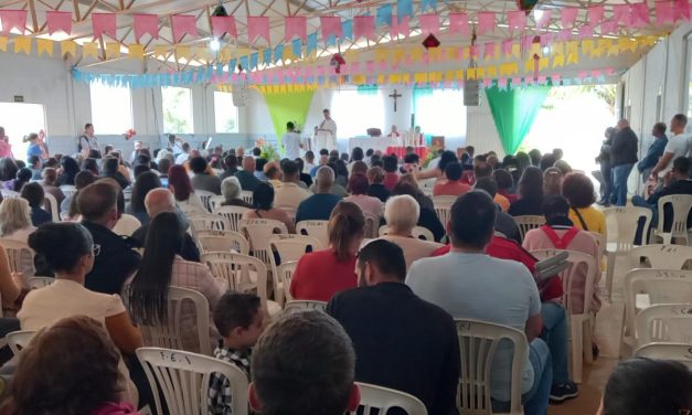 Fazenda Itabira (MG) celebra 15 anos com missa, testemunhos e apresentações culturais