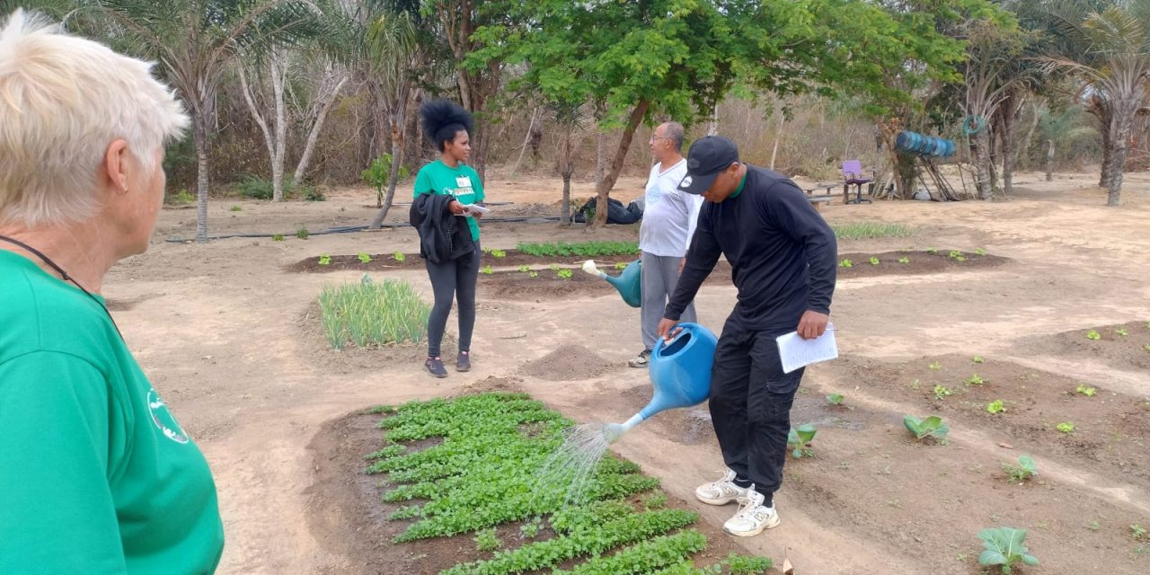 Fazenda da Esperança recebe visita do Centro de Treinamento América Latina Humana