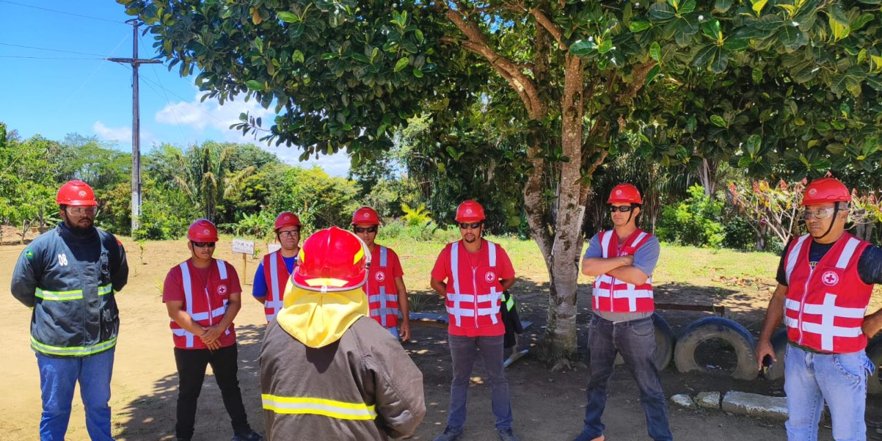Em Ilhéus, treinamento com a Brigada de Incêndio é realizado na Fazenda
