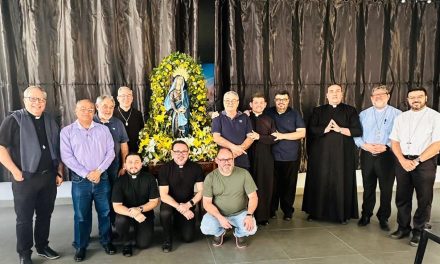 Fazenda São Miguel Arcanjo participa de encontro com o clero