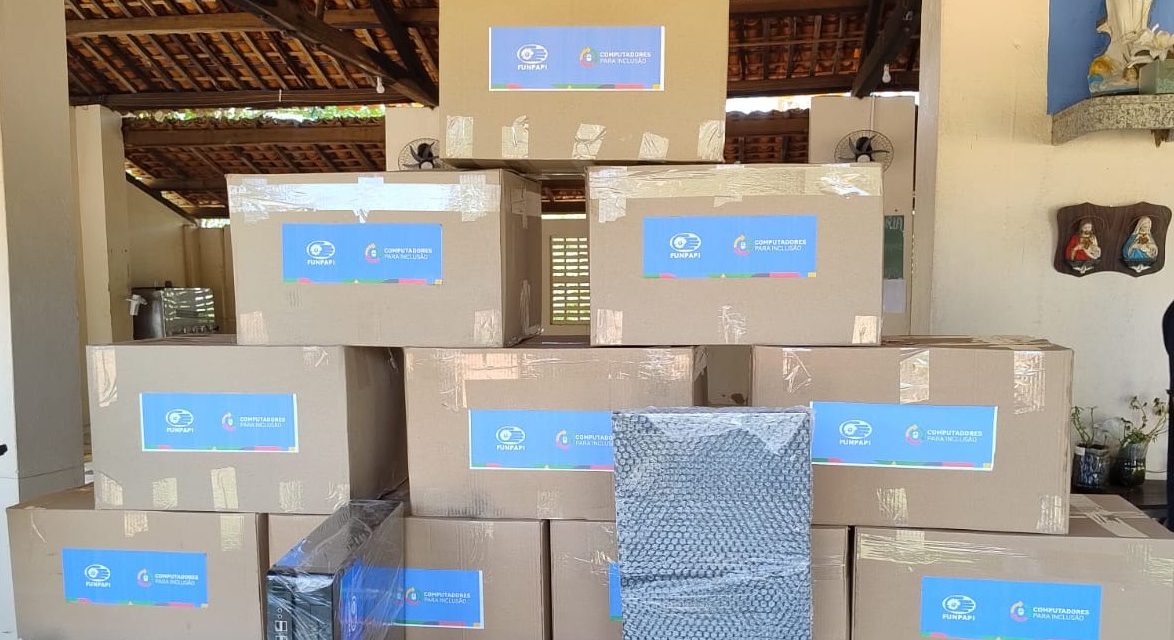 Fazenda da Esperança Bom Jesus dos Passos recebe doação de computadores do STJ