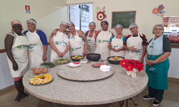 Fazenda da Esperança de Goiânia recebe curso de culinária rural