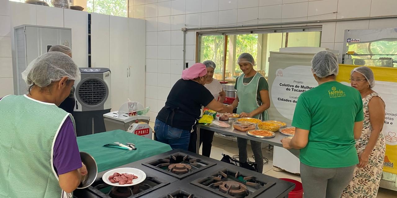 Oficina de panificação na Fazenda da Esperança de Palmas