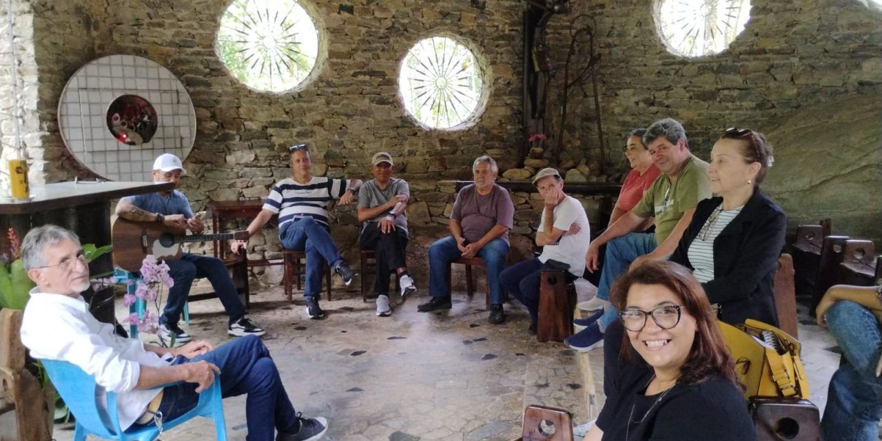 Apóstolos da Esperança realizam encontro em Guaratinguetá