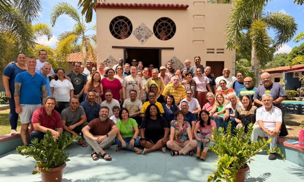 Família da Esperança reúne consagrados em retiro internacional