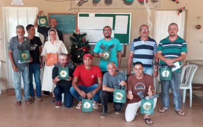 Irmã Natalíca conduz o momento de encerramento das atividade de 2025 em Coromandel