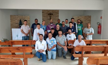 Padre da Congregação da Ressurreição visita a Fazenda da Esperança