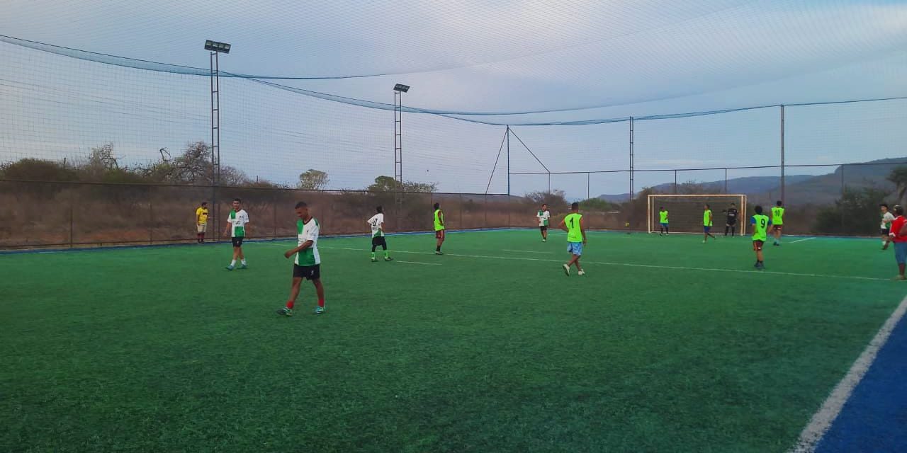 Torneio solidário em Poço das Trincheiras une esporte, fé e esperança na Fazenda