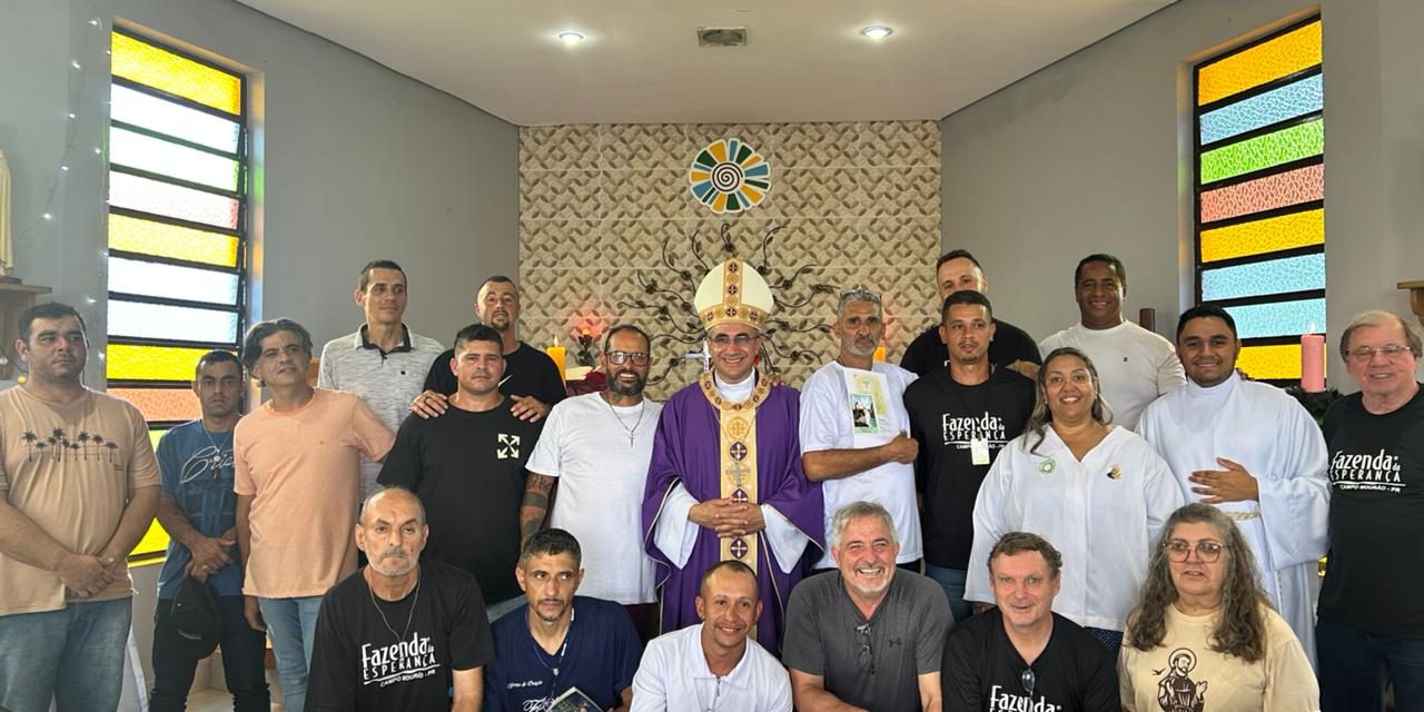 Dom Evandro celebra na Fazenda em Campo Mourão
