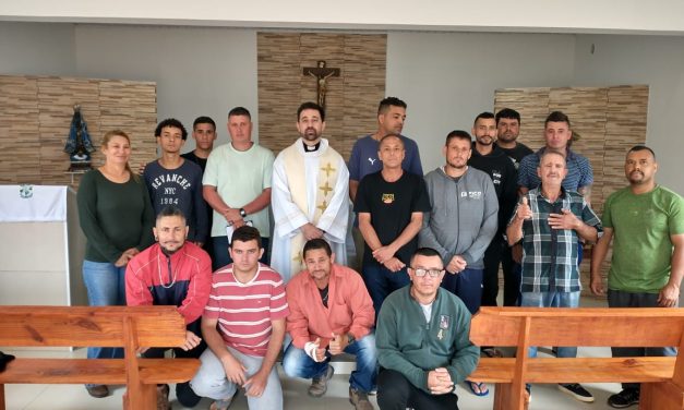 Fazenda da Esperança recebe visita do Chanceler da Diocese de Itapetininga