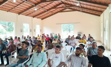 Bispo Dom José Moreira celebra missa na visita dos familiares na Fazenda em Tocantins