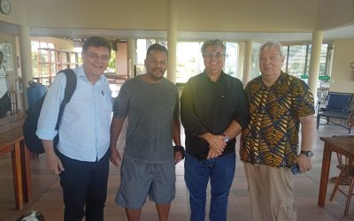 Fundadores Nelson e Frei Hans visitam a Fazenda de Serra