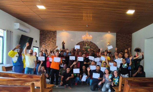 Retiro reúne ES, Fazenda da Esperança e GEV em Alhandra 