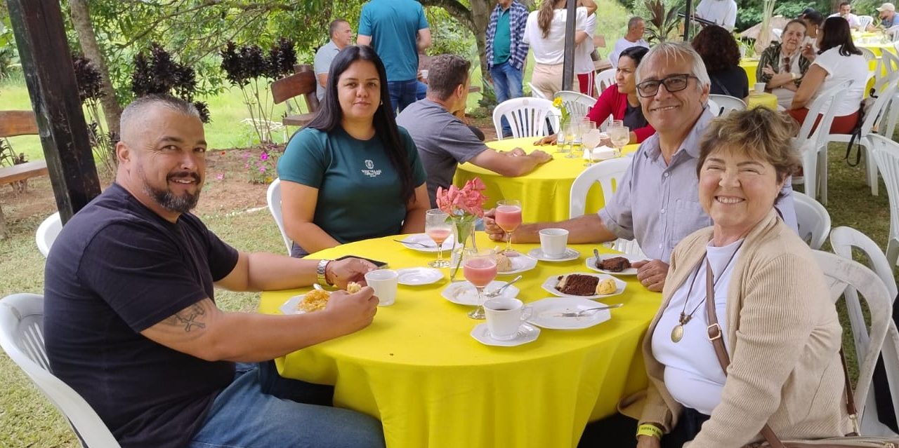 5º Café Colonial reúne comunidade na Fazenda em Guarará