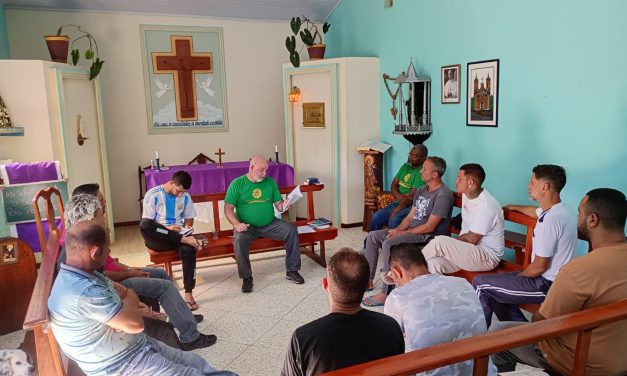 Carisma da Esperança em Ação: Encontro reúne GEV e Fazenda em Minas Gerais