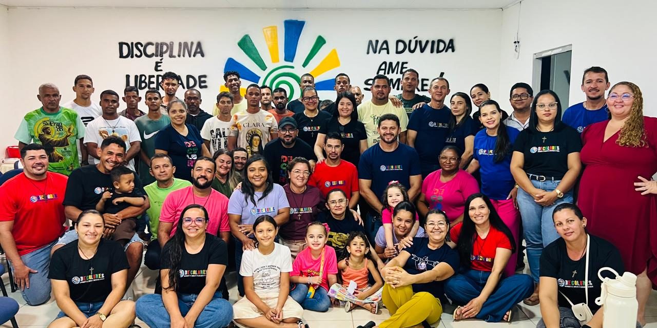 Grupo Decolores realiza encontro na Fazenda em Poço das Trincheiras