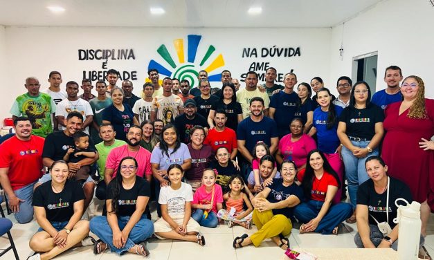 Grupo Decolores realiza encontro na Fazenda em Poço das Trincheiras