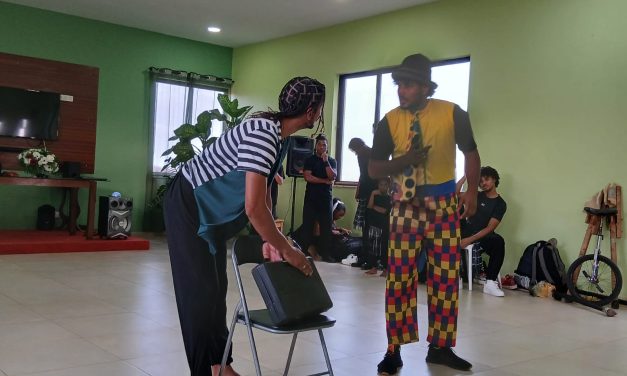 Grupo circense encanta Fazenda da Esperança em Cabo Verde