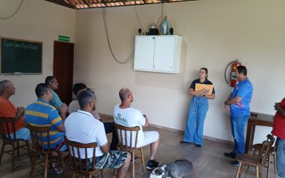 Em Serra acolhidos da Fazenda celebram a conclusão de curso de eletricista predial