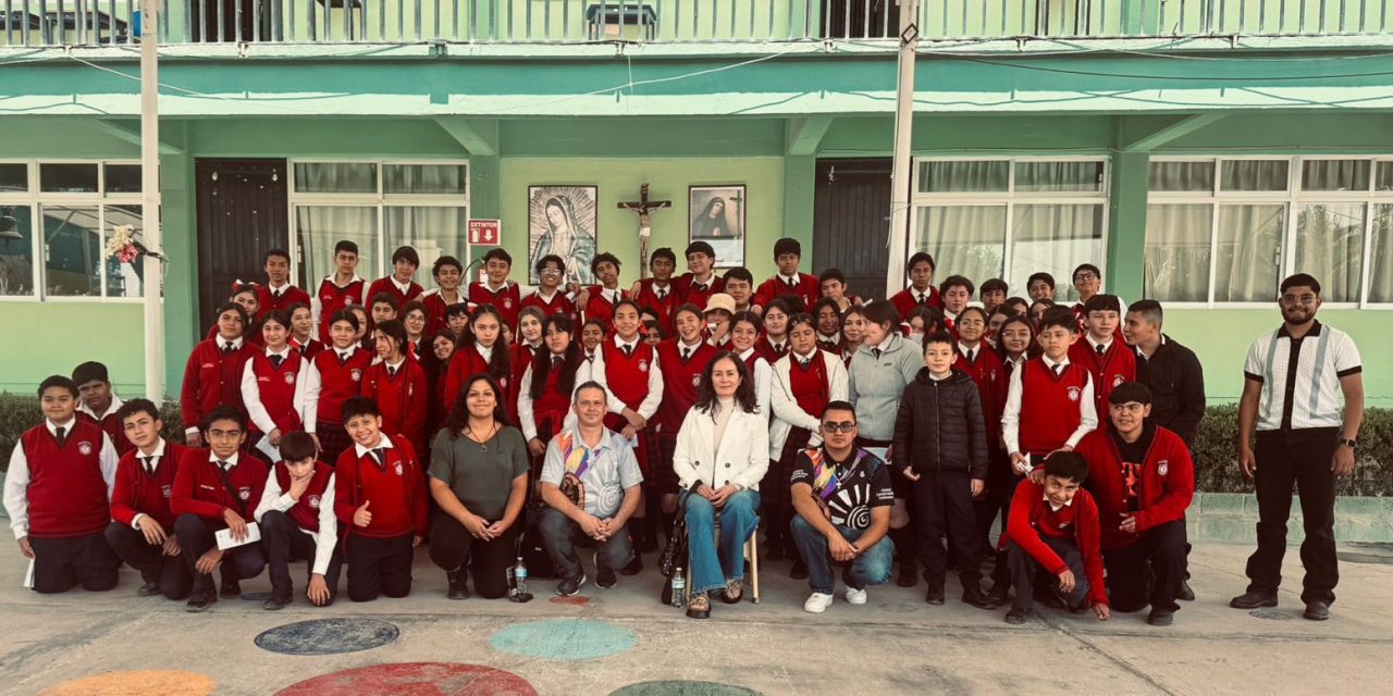 Fazenda Señor de las Angustias semeia esperança na escola Guadalupe Victoria