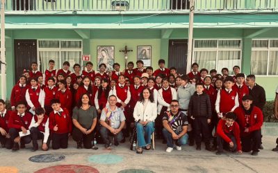 Fazenda Señor de las Angustias semeia esperança na escola Guadalupe Victoria