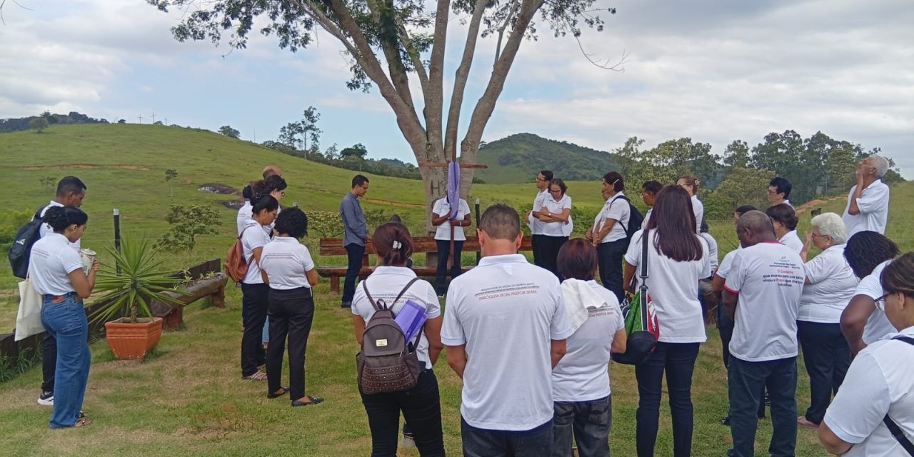 Ministros da Eucaristia realizam retiro na Fazenda da Esperança de Serra