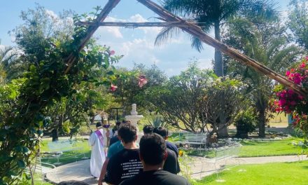 Via-Sacra na Fazenda do México: caminho de dor, misericórdia e renascimento