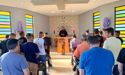Celebração da Semana Santa na Fazenda de Campo Mourão
