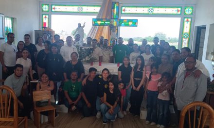 Grupo Kairos e catequese de Rincón de Romos visitam Fazenda da Esperança no México