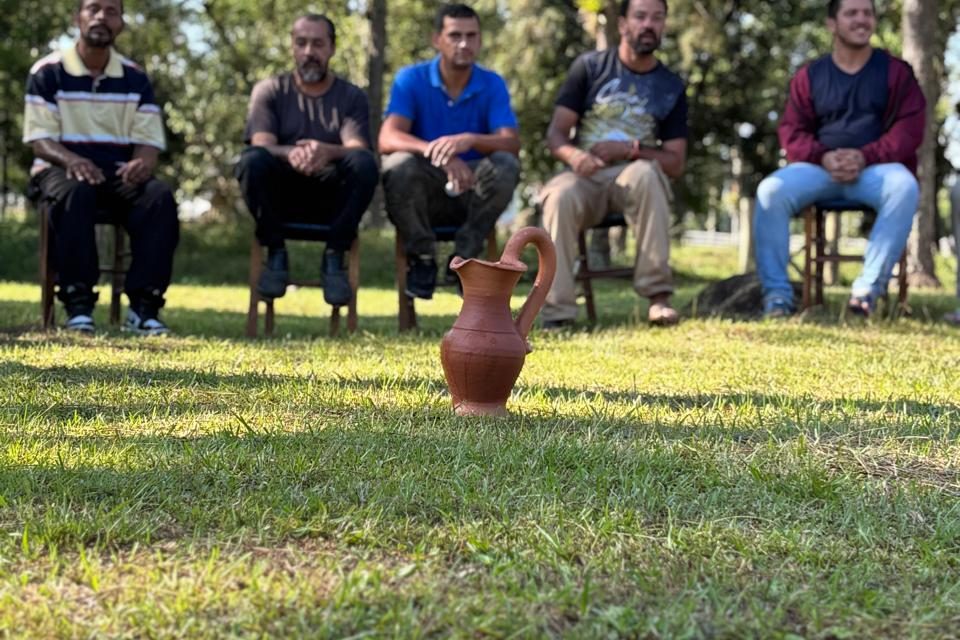 Lava-Pés, Via Sacra e Páscoa de Esperança na Fazenda São Francisco Xavier