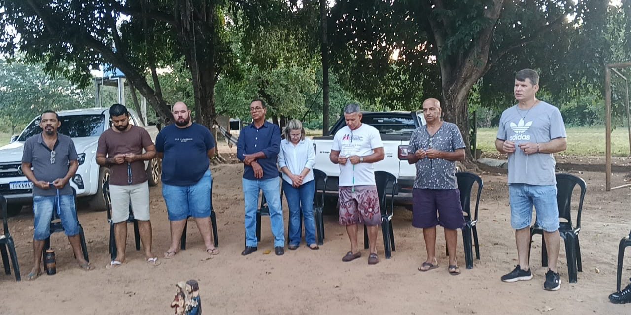 Acolhidos recebem conselheiro regional e grupo de voluntários em Mozarlândia