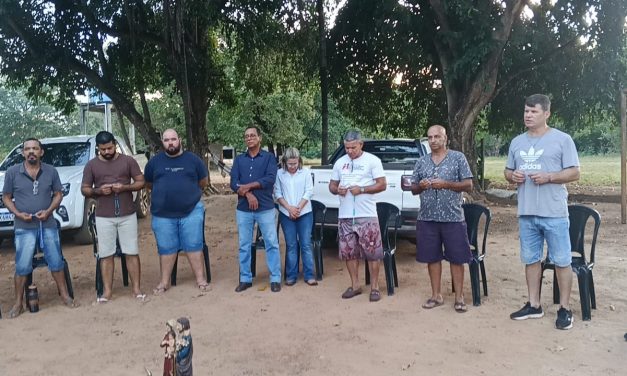 Acolhidos recebem conselheiro regional e grupo de voluntários em Goiás