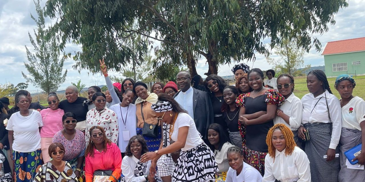 Fortalecer a esperança: retiro reúne comunidade na Fazenda da Esperança em Angola
