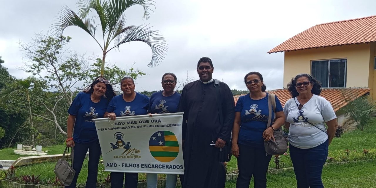 Grupo “Mães que Oram” visita Fazenda em São Cristovão