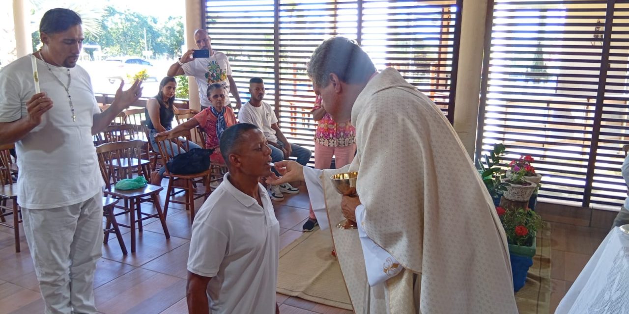 Missa marca Dia das Mães e batismos na Fazenda Serra