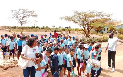 Pequenos visitantes, grande energia: Fazenda da Esperança recebe alunos para aula especial