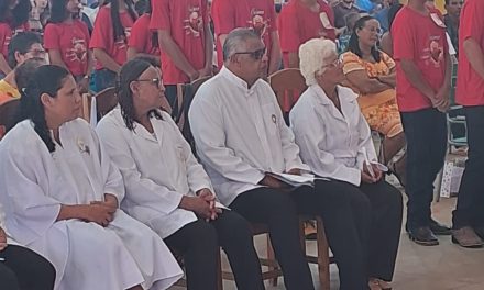 Celebração em Del Rei: crisma e renovação dos ministros marcam encontro