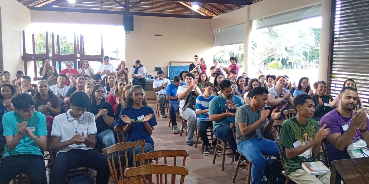 Fazenda da Esperança de Serra recebe retiro para crismandos