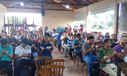 Fazenda da Esperança de Serra recebe retiro para crismandos