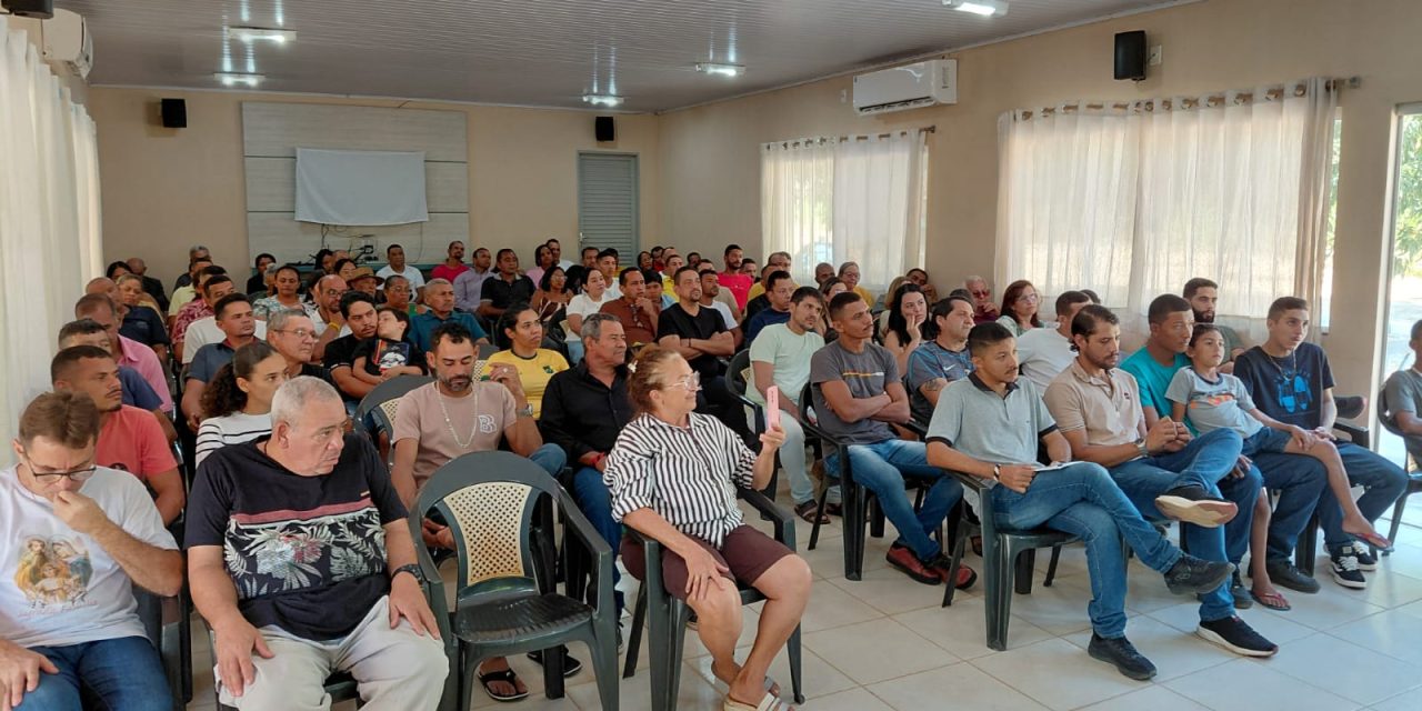 Missa com Dom Philip marca entrega de certificado na Fazenda de Lajeado