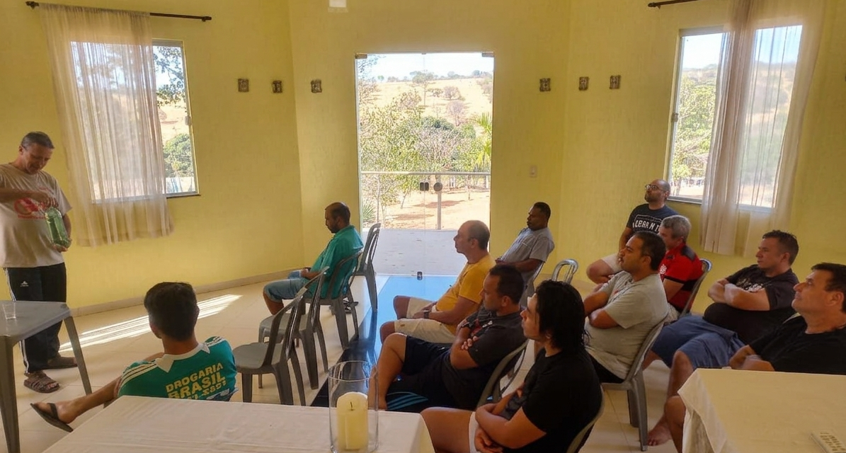 Acolhidos em Goiás revivem histórias dos primeiros passos da Fazenda da Esperança