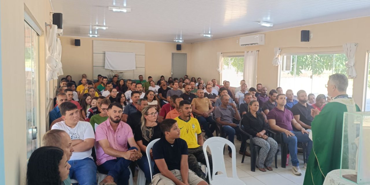Encontro de famílias e entrega de certificados marcam dia de festa na Fazenda Senhor do Bonfim