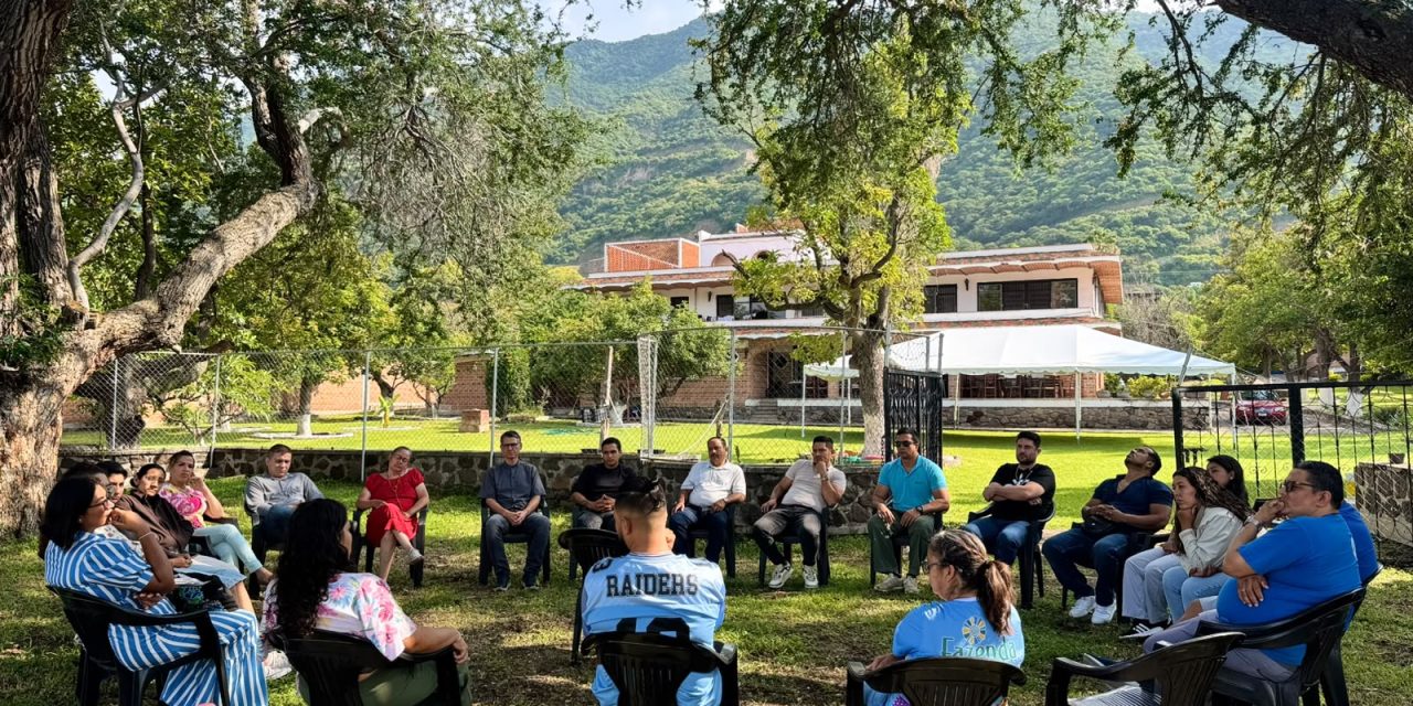 Es de Chapala celebram perseverança e missão em encontro