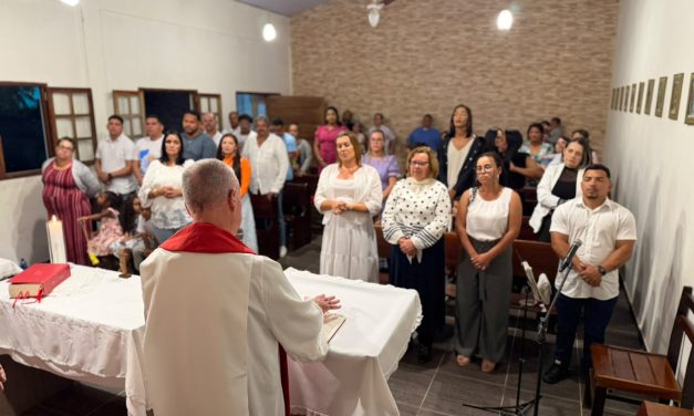 Jovens acolhidos recebem sacramento da Crisma em Garanhuns