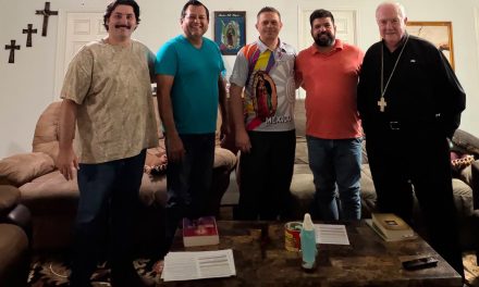 Dom Mulvey partilha história e esperança durante visita à Fazenda de Corpus Christi
